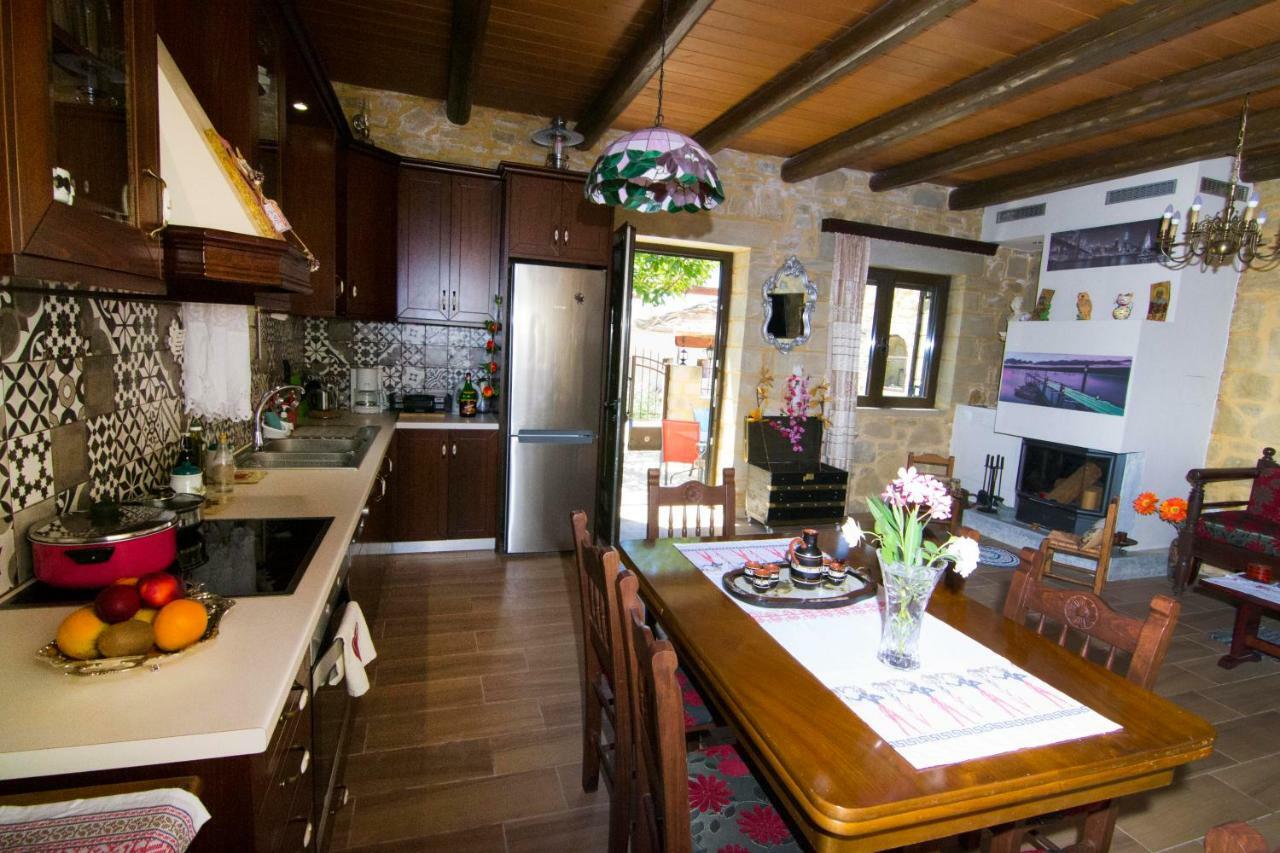 Mansion Rokka Villa Kissamos Exterior photo